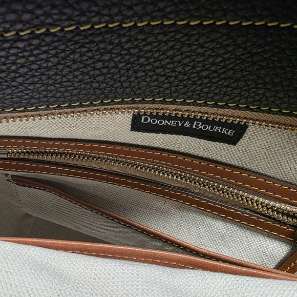Dooney & Bourke Handle Tote - Picture 3 of 8